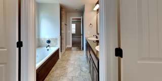 4 Bedroom 2.5 Bath Home in Moore Schools Gallery 15