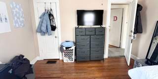 1302 Hunter - 7 Bed/2 Bath - Renovated! Gallery 23