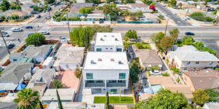 11522 Emelita Street Gallery 11