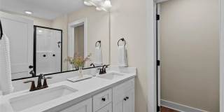 Like new modern maintenance free 3 bedroom 2.5 bath townhouse in Greensboro. Lawn care included. Gallery 18