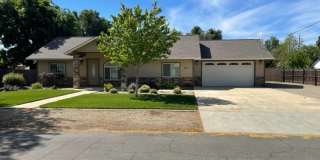 3 Bedroom Home in Mistletoe Neighborhood 3 Bedroom Home in Mistletoe Neighborhood Gallery 1