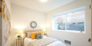 Air-Conditioned Seattle Townhome with Rooftop Deck & Mt. Rainier Views Gallery 26