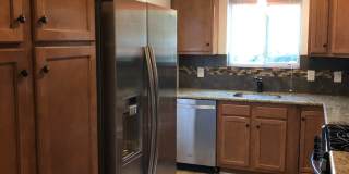 *****Gorgeous Lawrenceville 3-Bed / 1.5 Bath available FOR RENT   July 1st!!****** Gallery 9