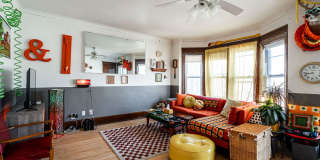 Bright and Sunny 3 Bedroom Upper Gallery 5