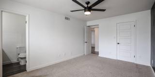 1803 W Maryland Avenue Gallery 31