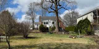 Single Family Home - Over 1 Acre of Land! Gallery 3