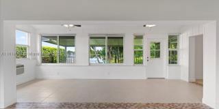 1961 NE 188th St Gallery 8