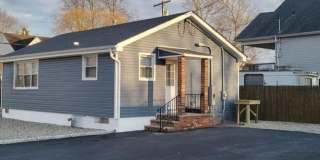 700 Anglesea Avenue Gallery 1