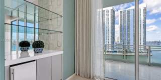 900 Brickell Key Blvd Gallery 16