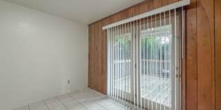 CHARMING NW 3/2 w/ Den, 2 Car Garage, Deck, Fenced Yard, & Wood Floors! $1695/month Avail NOW! Gallery 47