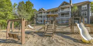 Affordable Housing - Elan at Mallard Creek Apartment Homes Gallery 32