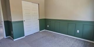 Beautiful 4-Bedroom Home with Spacious Loft, Fenced Yard & More! Gallery 8