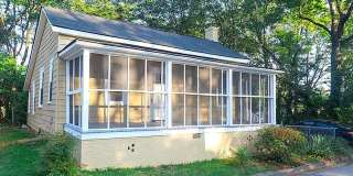 321 N 10th St - 2br & 1ba Gallery 1