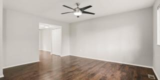 1382 ALMOND DR Gallery 8