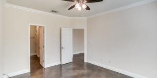 21501 Patton Ave Unit #B Lago Vista, TX 78645 Gallery 12
