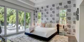 717 NE 1st Court Gallery 25