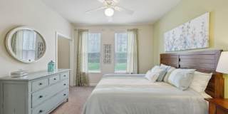 Town Center at Lakeside Village Apartments Gallery 30