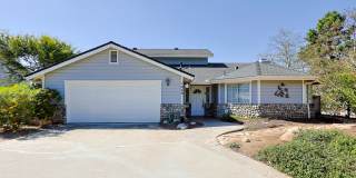 Spacious 3 BR/2.5BA Vista Home with Large Backyard, 2-Car Garage Spacious 3 BR/2.5BA Vista Home with Large Backyard, 2-Car Garage Gallery 1