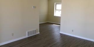 VERY NICE HOME IN THE RIDGECREST AREA. PETS NEGOTIABLE WITH OWNERS APPROVAL Gallery 4