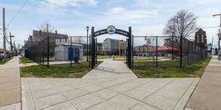 455 Fulton St Gallery 32