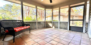 Fully furnished 2-Bedroom, 2-Bath Lakefront Cottage in Sandestin Resort available for Long Term Rental Gallery 16