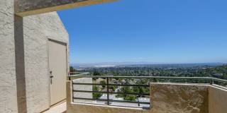 2BR/2.5BA Townhouse with Bay Views + 3 Decks | 2-Car Garage | San Carlos | YouTube Tour Gallery 41