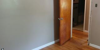 3 Bed 1.5 Bath NO SEC8 OPEN HOUSE SAT 8/29 2-4pm, SUN 8/30 12:30-2:30pm Gallery 30