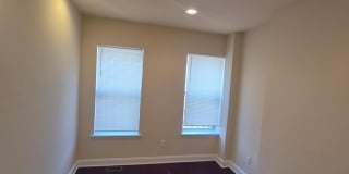 4 Bed/1.5 Bath Steps from Temple University Gallery 4