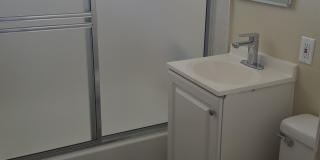 2256 Maple Street Gallery 7