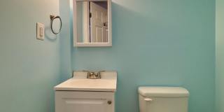 Charming 3Bed/1.5Bath Townhouse in Carney Gallery 19