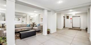 Amazing West Seattle 2 bedroom 2 bath W/S/G and 2 parking spots included! Gallery 22