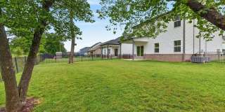 4 Bedroom Pet Friendly Home For Rent with Club House, Comm. Pool, & Comm Gym Access! Gallery 41