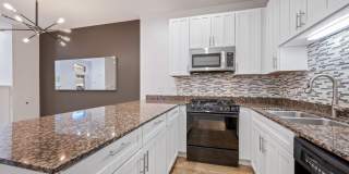 1345 S Indiana Parkway Gallery 4