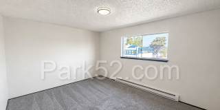 1/2 Off the First Full Month! 2nd Floor 2 Bedroom Spacious Apartment with Renovated Kitchen! Gallery 9