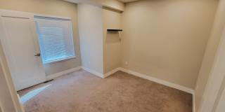 Gorgeous townhome Gallery 4