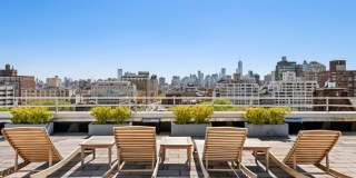 305 Second Avenue Gallery 12