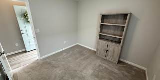 Fully Furnished, 3 Bed, 2 Bath, Turnkey ANNUAL Lease in the Village of Lake Denham Gallery 32