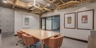 The Charles Gallery 32