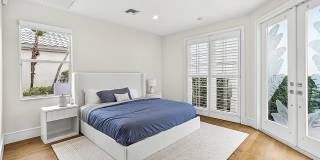 1128 Crystal Drive Gallery 40