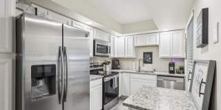 301 Olivewood Pl Gallery 1