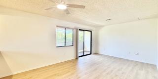 AVAILABLE NOW! 3 Bedroom 2 Bathroom Upper Level Apartment in Palm Desert!! Gallery 4