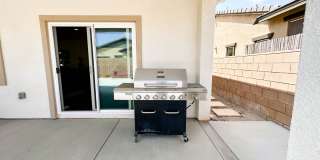 COMING SOON! * RARE OPPORTUNITY * SENIOR (55+) ROOM FOR RENT IN PRISTINE GATED COMMUNITY IN MENIFEE! Gallery 57