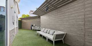 One Uptown One Uptown Gallery 21