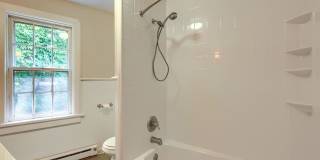 Spacious 3 Bedroom Single Family Home in the Capital District Gallery 10