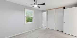 Conveniently located near shopping, dining, parks, and everything Northern Virginia has to offer. Gallery 16