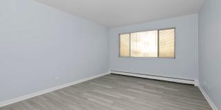 2040 W 111th Gallery 12