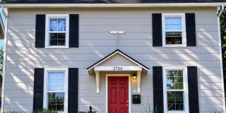 3 Bedroom, 1 Bathroom Home in Sunnyland! Lawncare included with ample parking 3 Bedroom, 1 Bathroom Home in Sunnyland! Lawncare included with ample parking Gallery 1