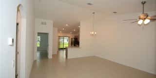 14 UNIMAY COURT Gallery 4