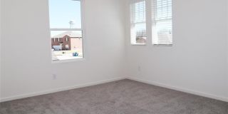 831 Lexington Lane Gallery 7