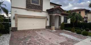 8850 NW 98th Ct Gallery 1